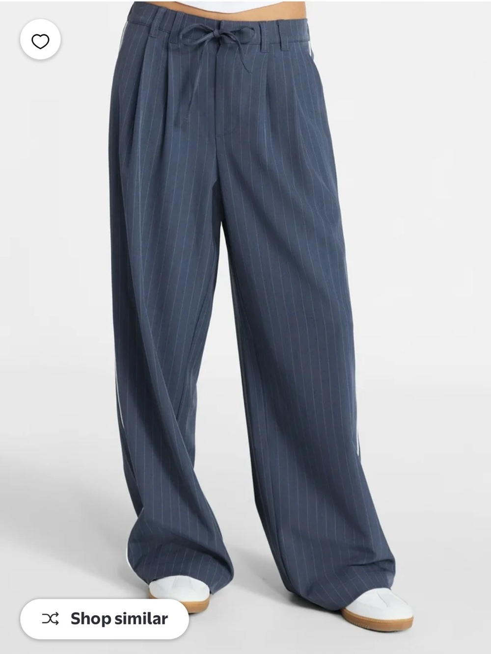 Pleated Trousers with Side Piping